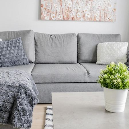 Sleepwell Apartments Niittykumpu 12 - Metro, 15 Min From Helsinki City 에스포 외부 사진